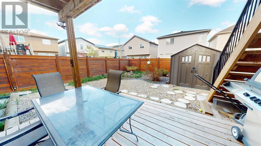 Single Family House 5 Level for Sale in  Sage Bluff Heights NW Sage Hill Calgary 