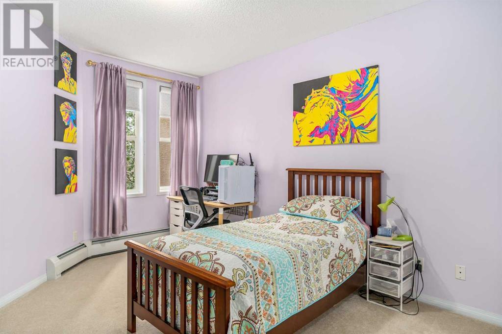 Single Family House for Sale in    Street SW Shawnee Slopes Calgary 