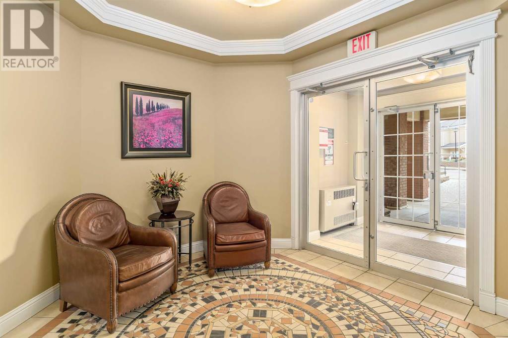 Single Family House for Sale in    Street SW Shawnee Slopes Calgary 
