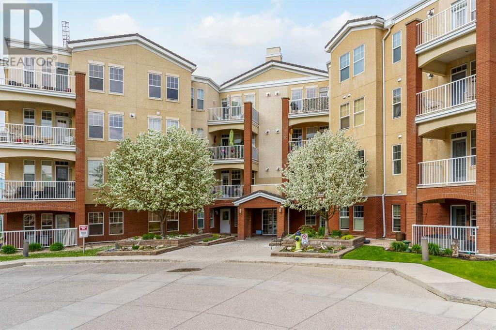 Single Family House for Sale in    Street SW Shawnee Slopes Calgary 