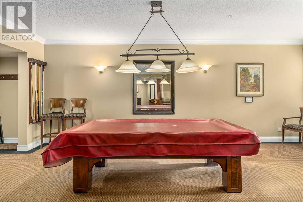 Single Family House for Sale in    Street SW Shawnee Slopes Calgary 