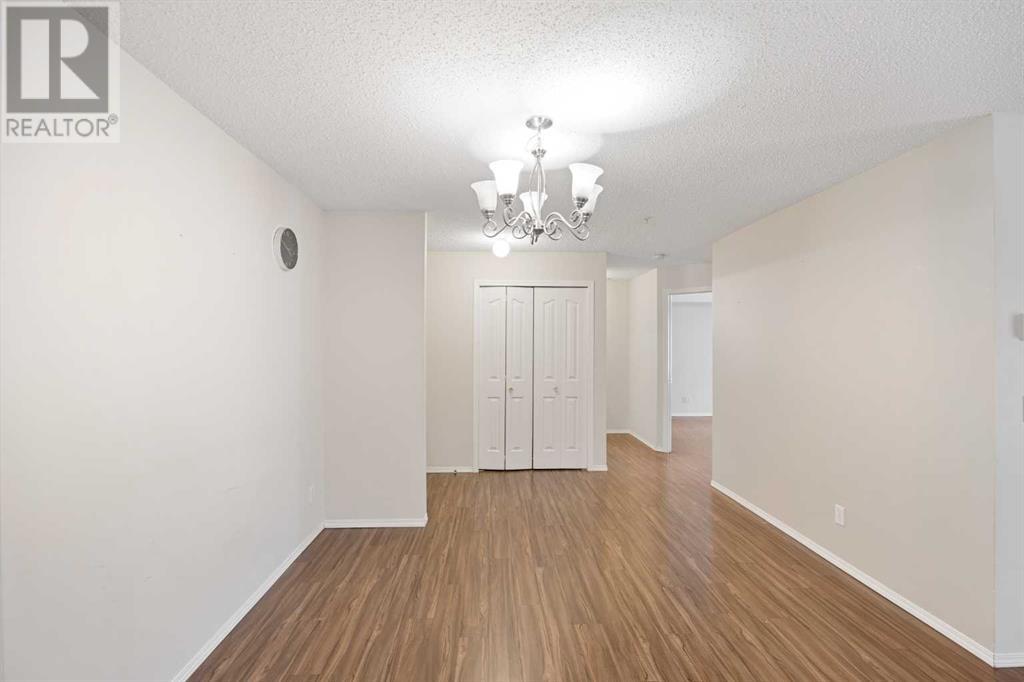 Single Family House for Sale in   Somervale Court SW Somerset Calgary 