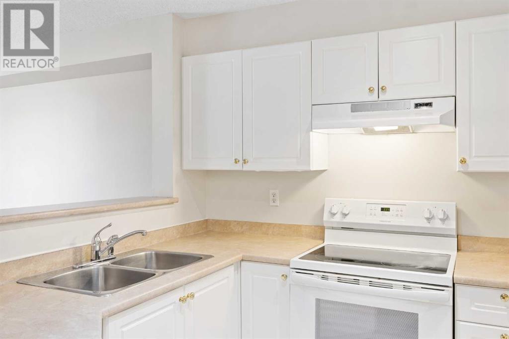 Single Family House for Sale in   Somervale Court SW Somerset Calgary 