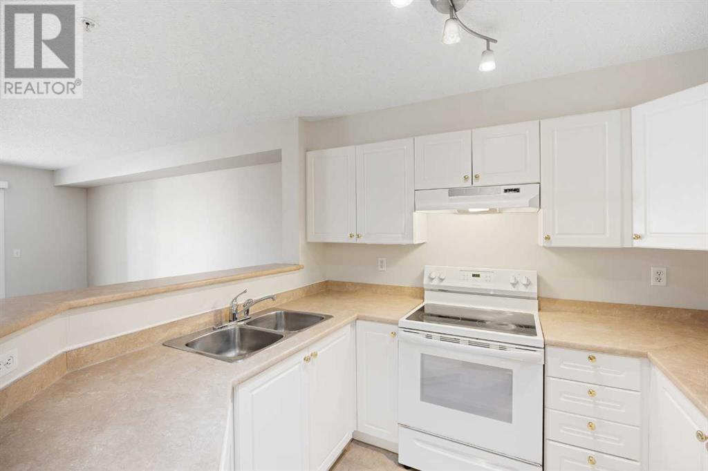 Single Family House for Sale in   Somervale Court SW Somerset Calgary 