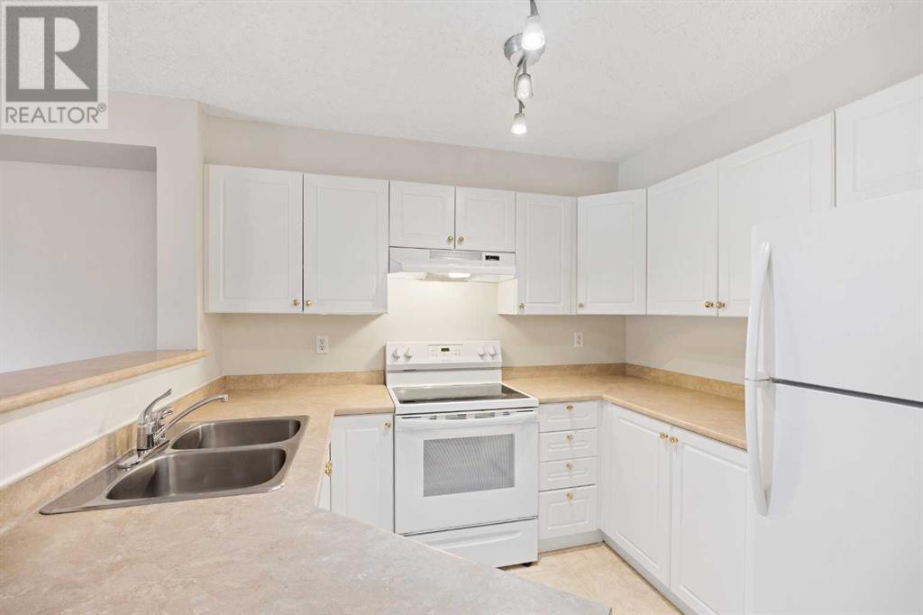 Single Family House for Sale in   Somervale Court SW Somerset Calgary 