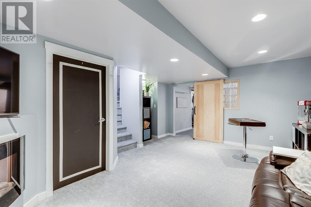 Single Family House for Sale in  Chaparral Valley Drive SE Chaparral Calgary 