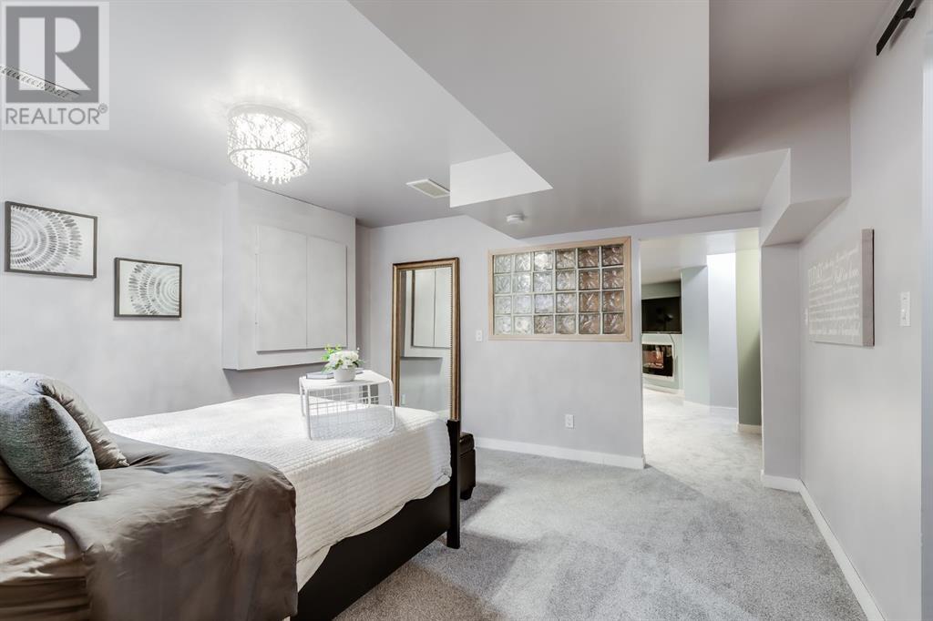 Single Family House for Sale in  Chaparral Valley Drive SE Chaparral Calgary 