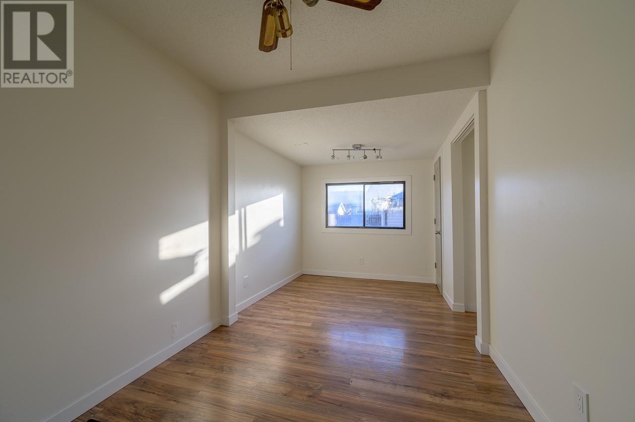 Photo 8 of 230 Fairview Avenue, Kamloops BC