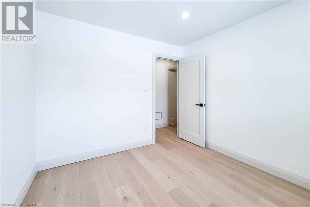 Photo 31 of 26 George Street, Grimsby ON