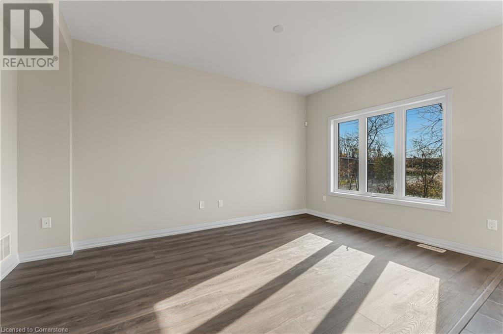 Photo 10 of 142 Willson Drive, Thorold ON