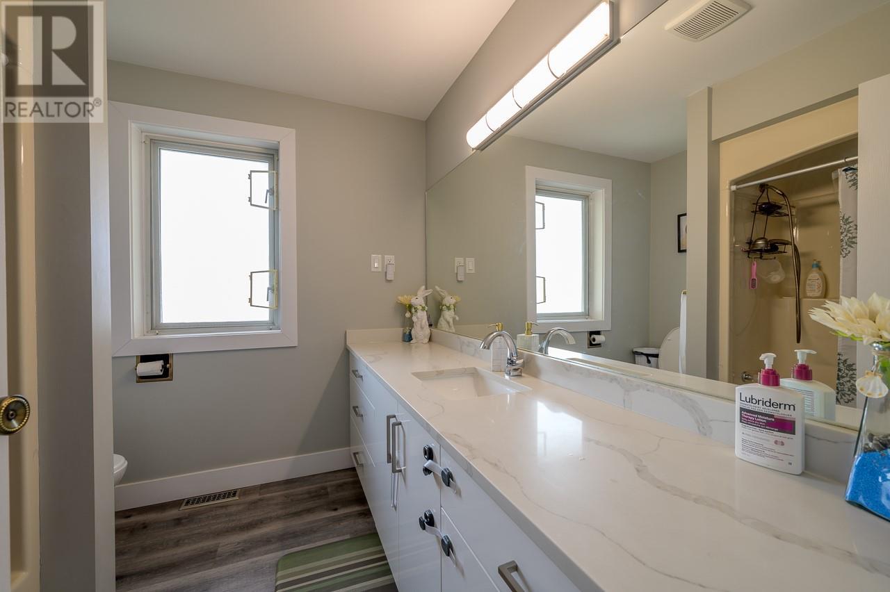 Photo 13 of 131 Fort Avenue, Kamloops BC