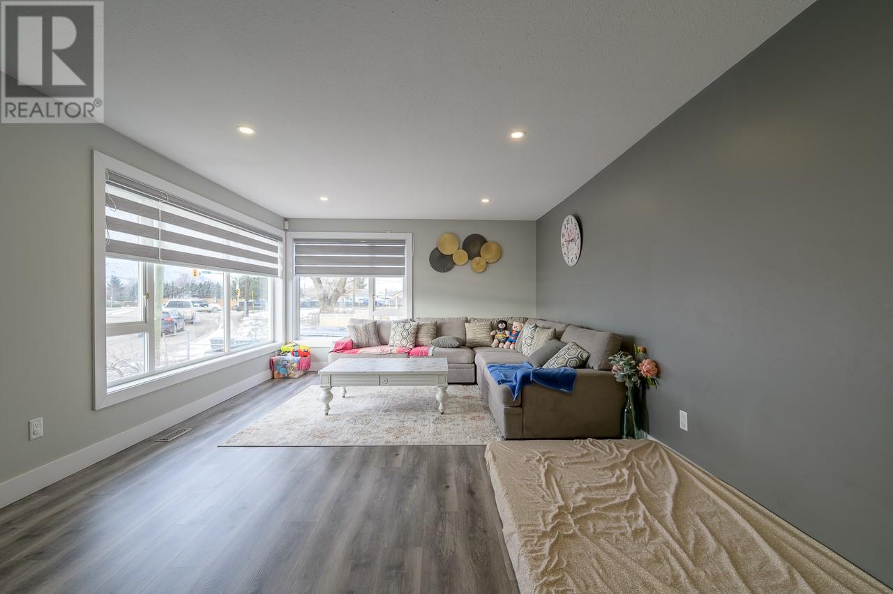 Photo 15 of 131 Fort Avenue, Kamloops BC