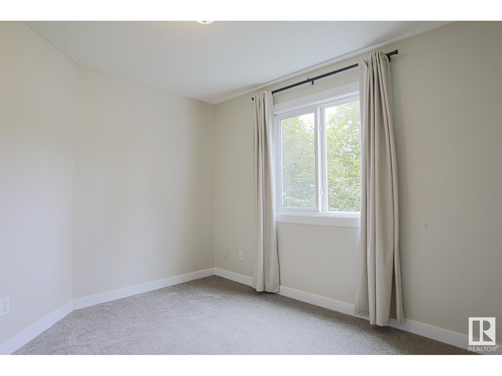 Photo 20 of 206 9640 105 St Nw, Edmonton AB