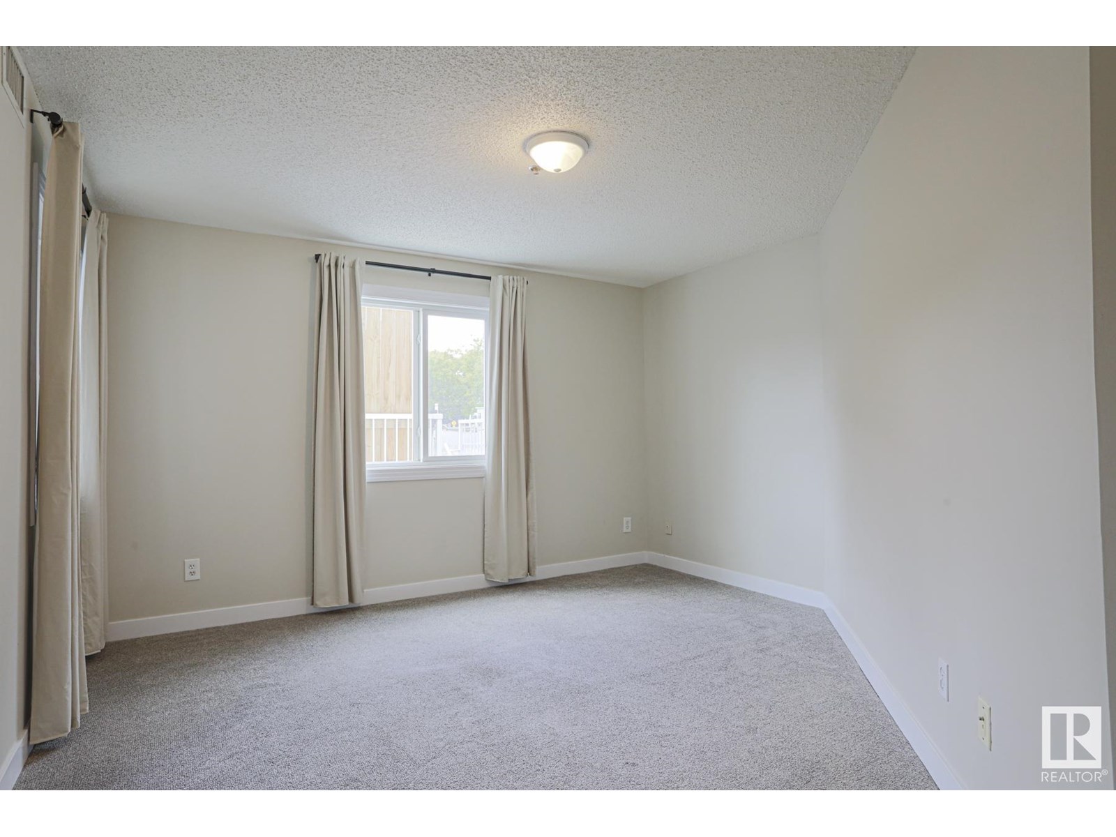 Photo 22 of 206 9640 105 St Nw, Edmonton AB
