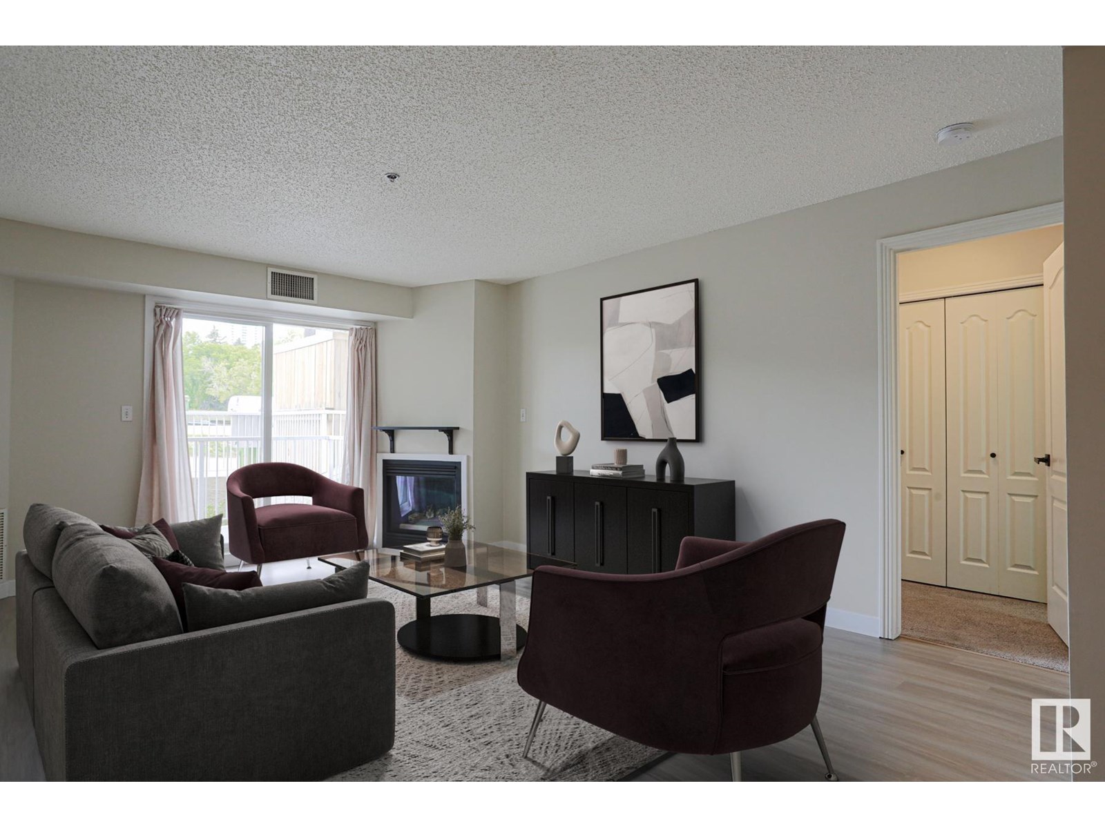Photo 13 of 206 9640 105 St Nw, Edmonton AB