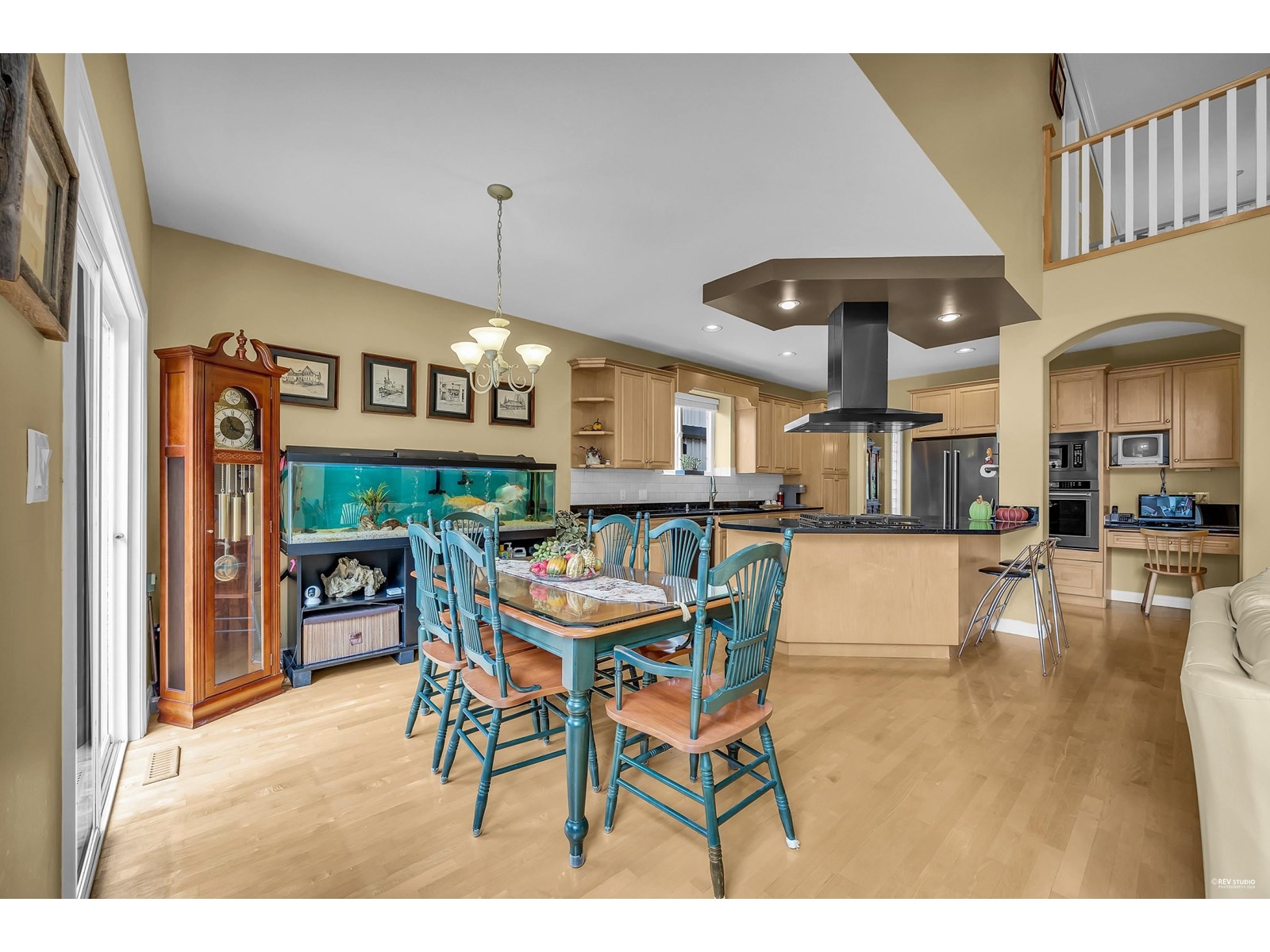 Photo 12 of 14942 22 A Avenue, Surrey BC