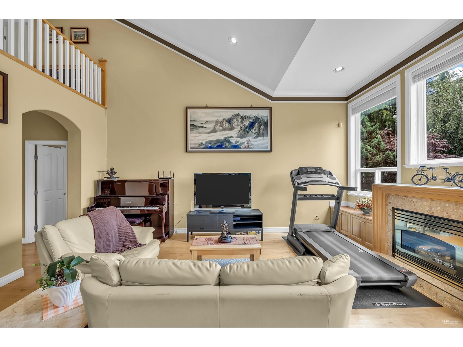 Photo 13 of 14942 22 A Avenue, Surrey BC