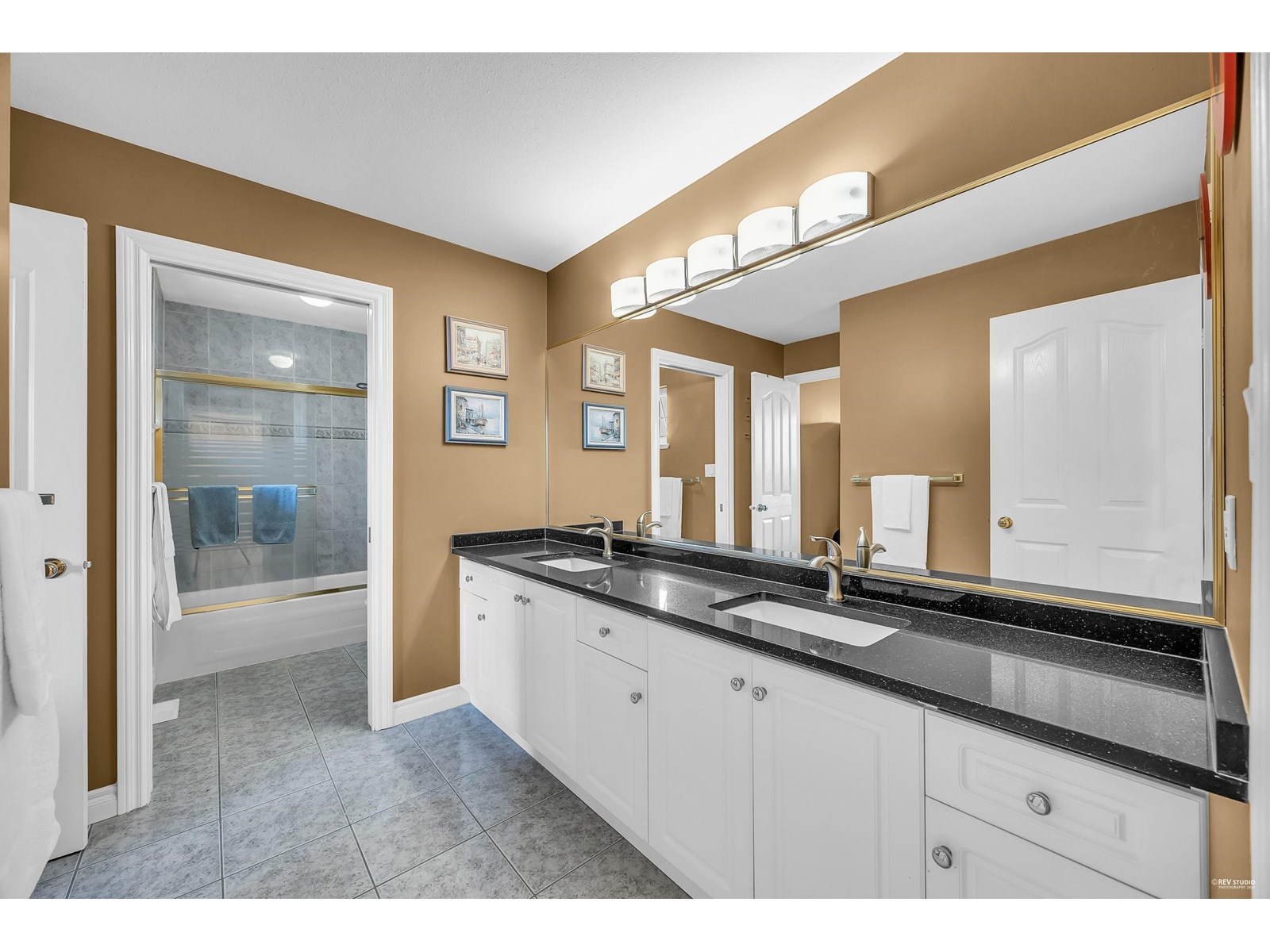 Photo 23 of 14942 22 A Avenue, Surrey BC