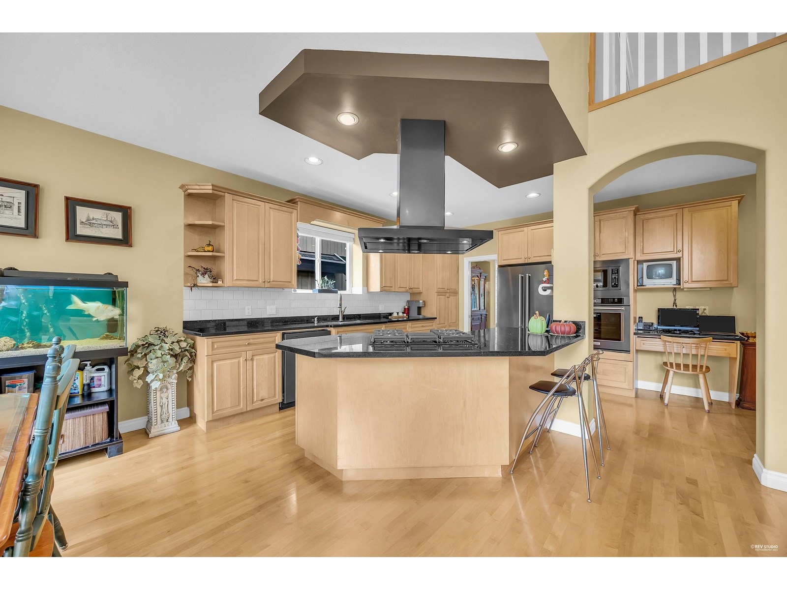 Photo 9 of 14942 22 A Avenue, Surrey BC