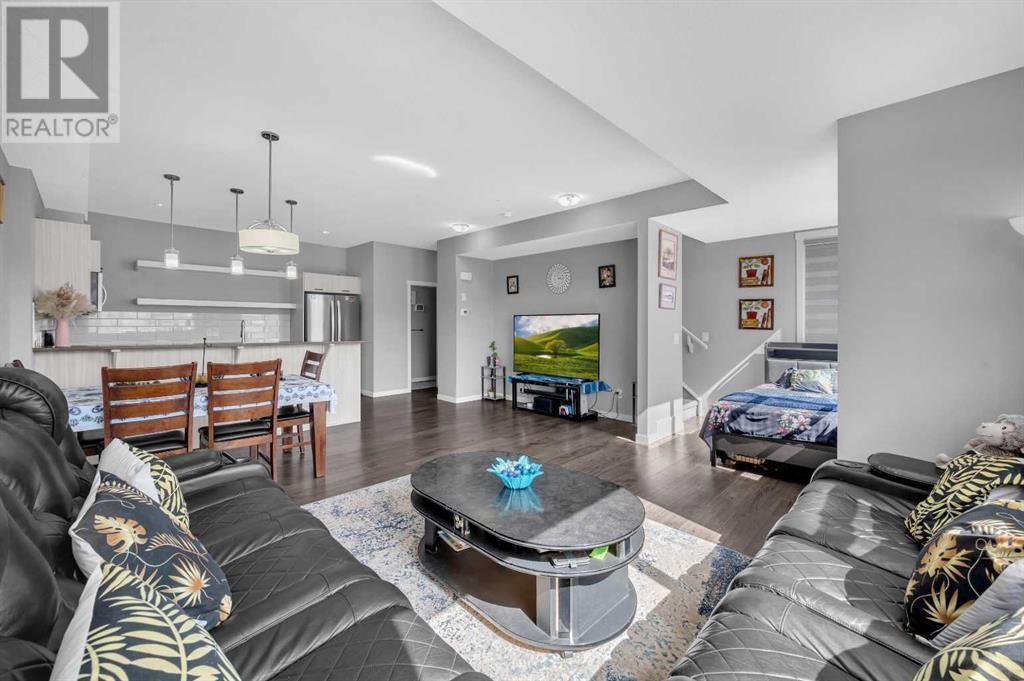 82 Saddlestone Drive NE, Calgary, Alberta