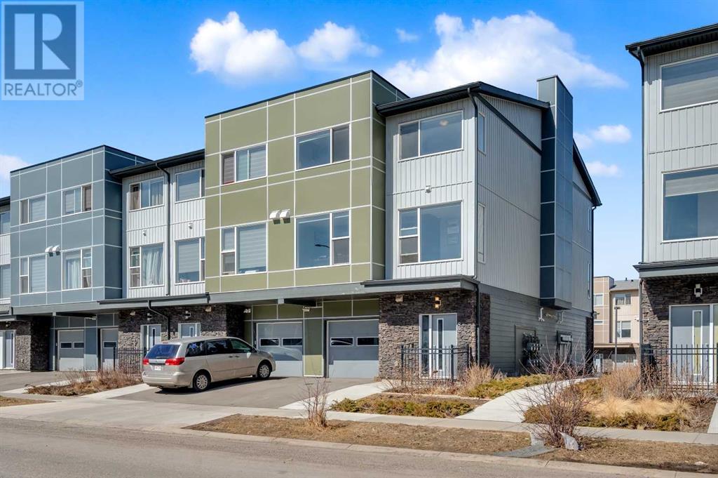 Single Family House for Sale in  Saddlestone Drive NE Saddle Ridge Calgary 