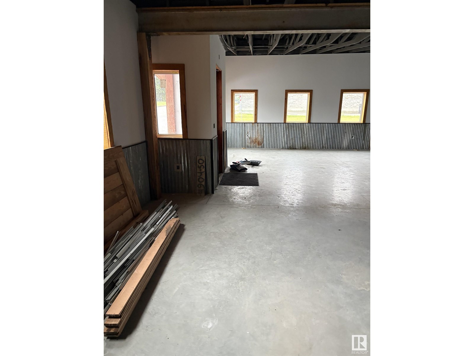 Photo 16 of 4904 50 St, Onoway AB
