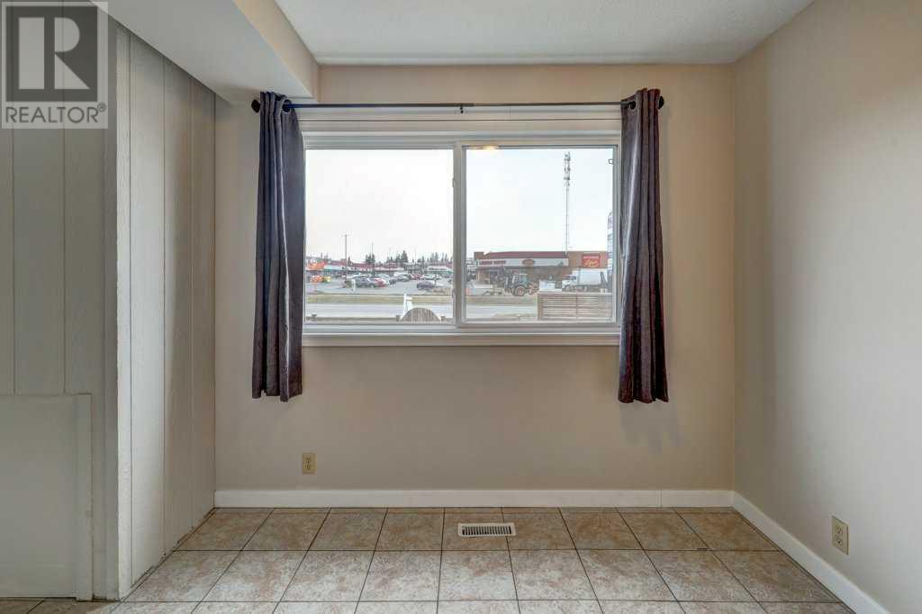 1, 519 64 Street NE, Calgary, Alberta