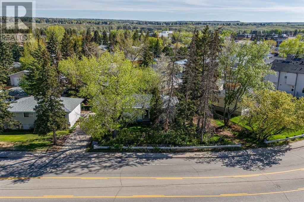 Single Family House Bungalow for Sale in  Bowness Road NW Bowness Calgary 