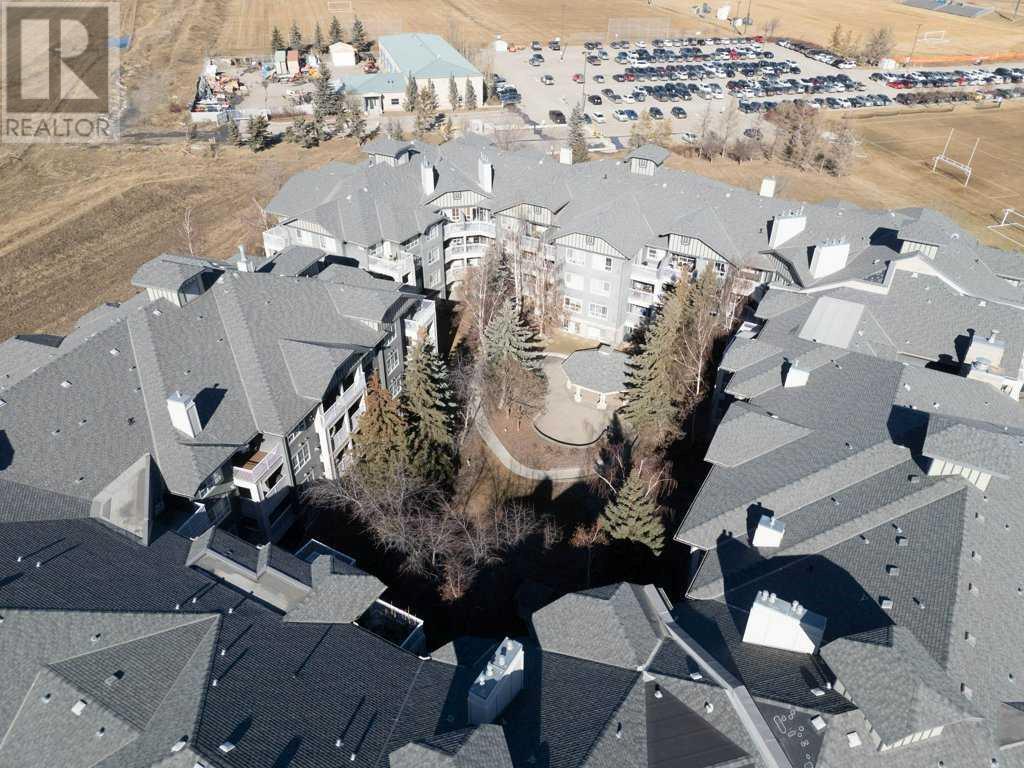 Single Family House for Sale in   Richard Court SW Lincoln Park Calgary 