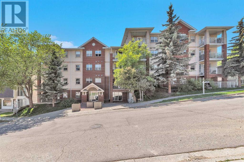 Single Family House for Sale in    Avenue NE Crescent Heights Calgary 