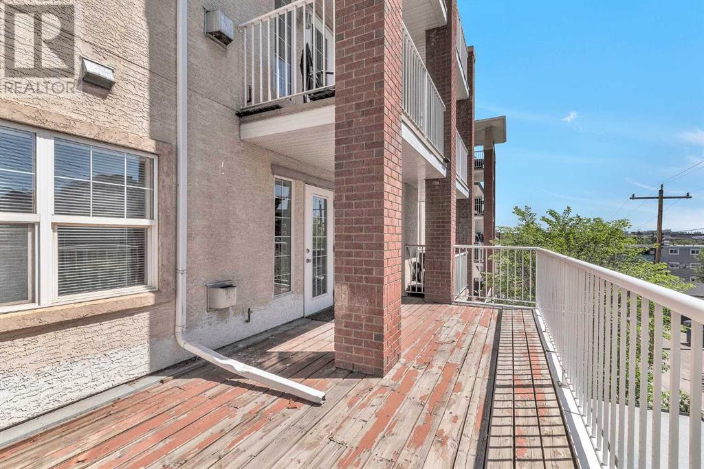 Single Family House for Sale in    Avenue NE Crescent Heights Calgary 