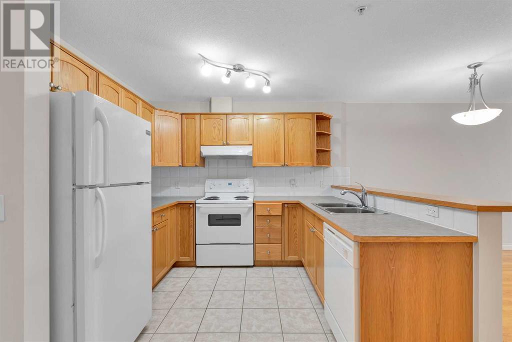 Single Family House for Sale in    Avenue NE Crescent Heights Calgary 
