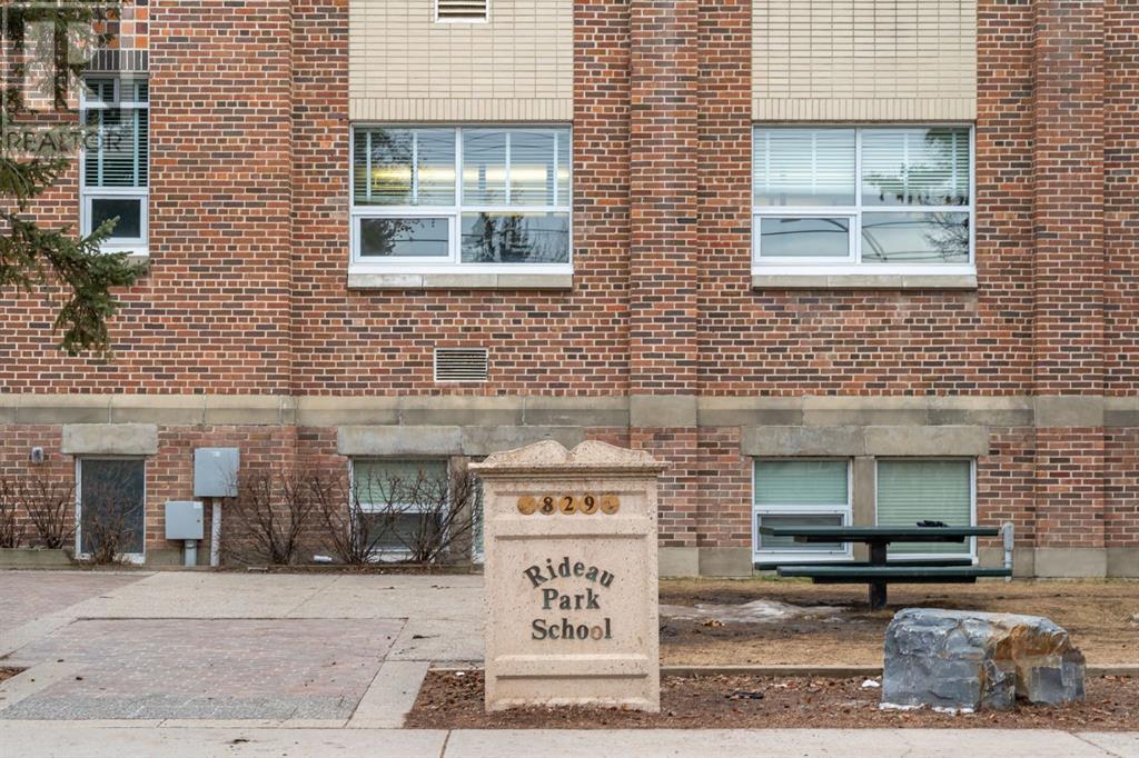Single Family House for Sale in  Rideau Road SW Rideau Park Calgary 