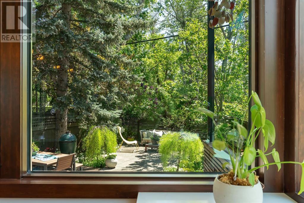 Single Family House for Sale in  Rideau Road SW Rideau Park Calgary 