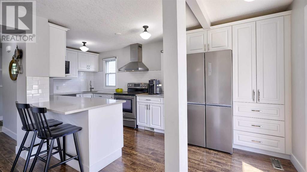 Single Family House for Sale in  Amiens Crescent SW Garrison Woods Calgary 