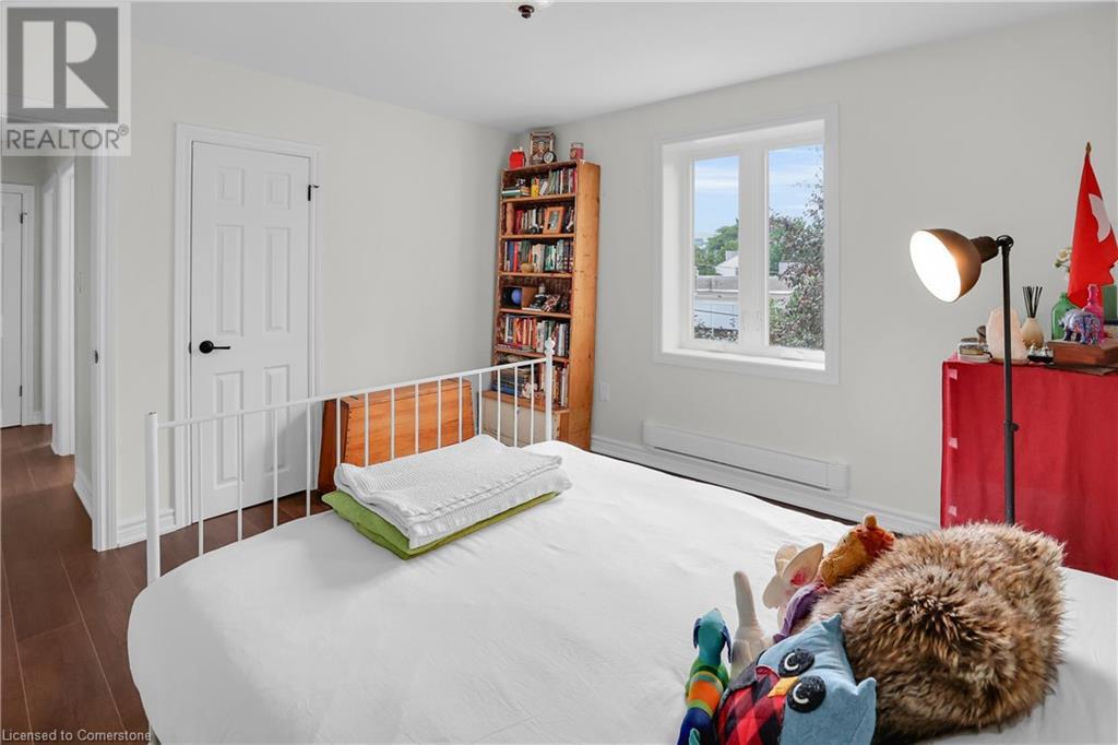 Photo 6 of 1347 Lakeshore Road Unit 37, Burlington ON