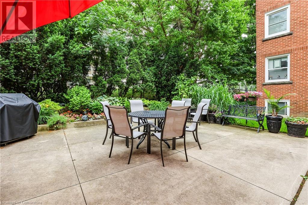 Photo 1 of 1347 Lakeshore Road Unit 37, Burlington ON