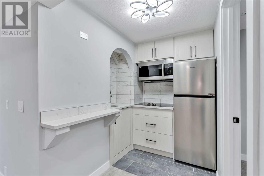 Single Family House Bi-level for Sale in  Templeside Road NE Temple Calgary 