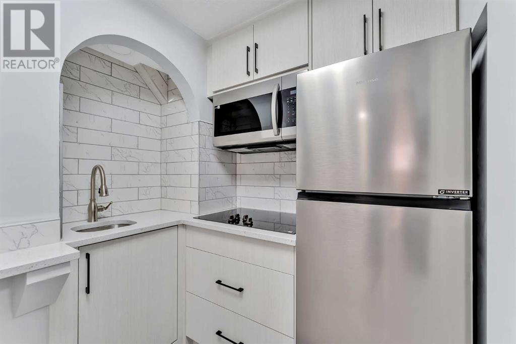 Single Family House Bi-level for Sale in  Templeside Road NE Temple Calgary 