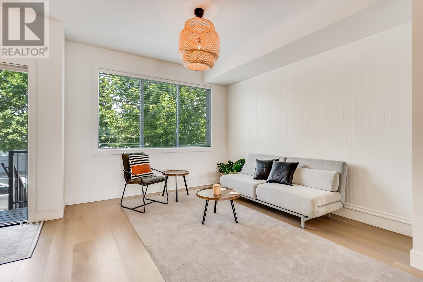 #16 300 DRYSDALE BOULEVARD - Image 3