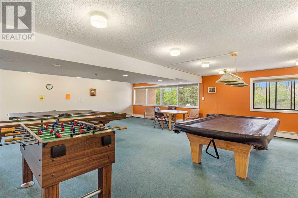 Single Family House for Sale in   Dalton Drive NW Dalhousie Calgary 