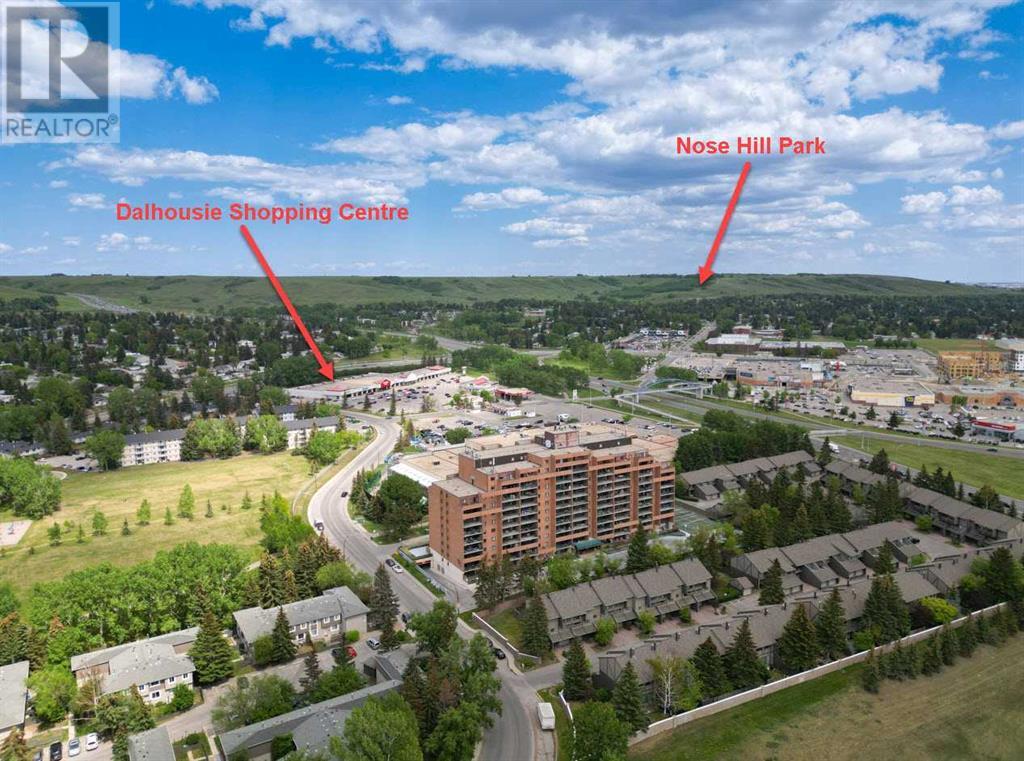 Single Family House for Sale in   Dalton Drive NW Dalhousie Calgary 