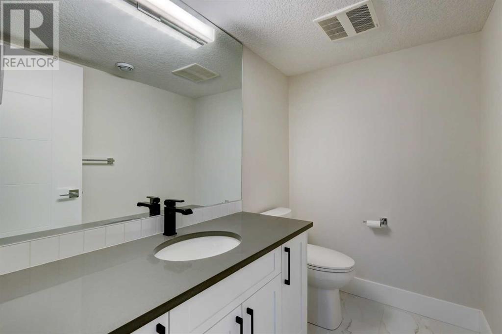 Single Family House for Sale in   Avenue NW Montgomery Calgary 