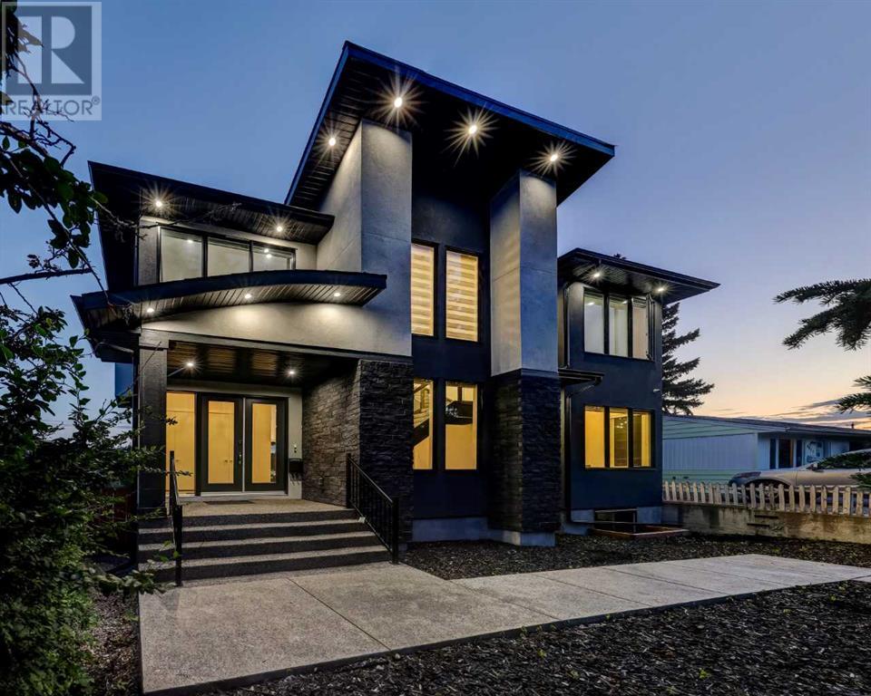 4607 22 Avenue NW, Calgary, Alberta