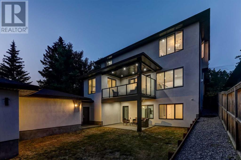 Single Family House for Sale in   Avenue NW Montgomery Calgary 