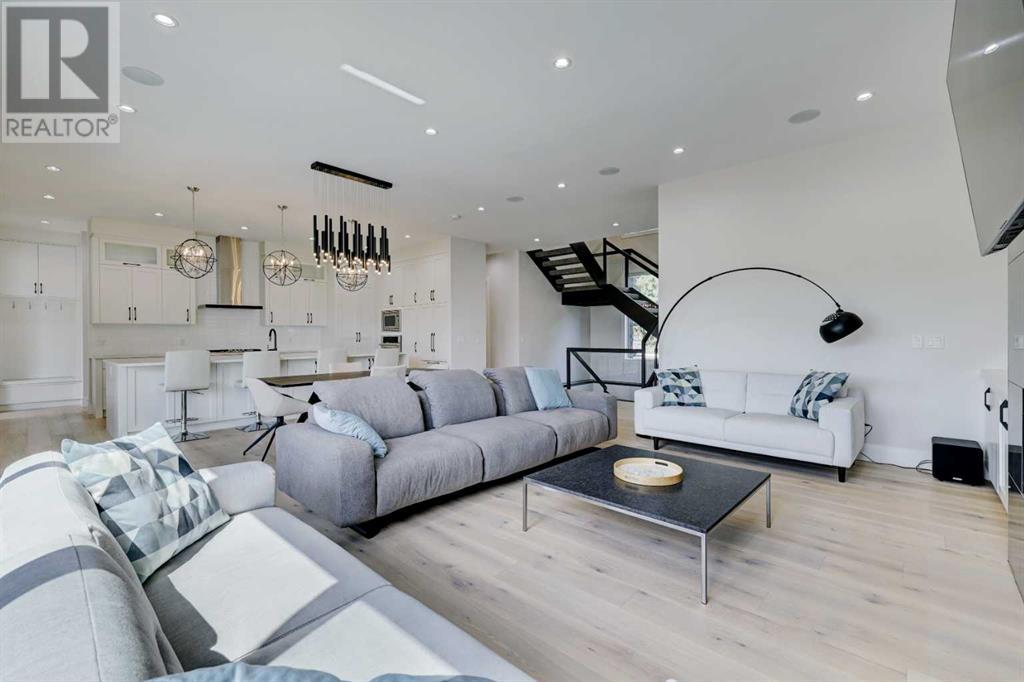 Single Family House for Sale in   Avenue NW Montgomery Calgary 
