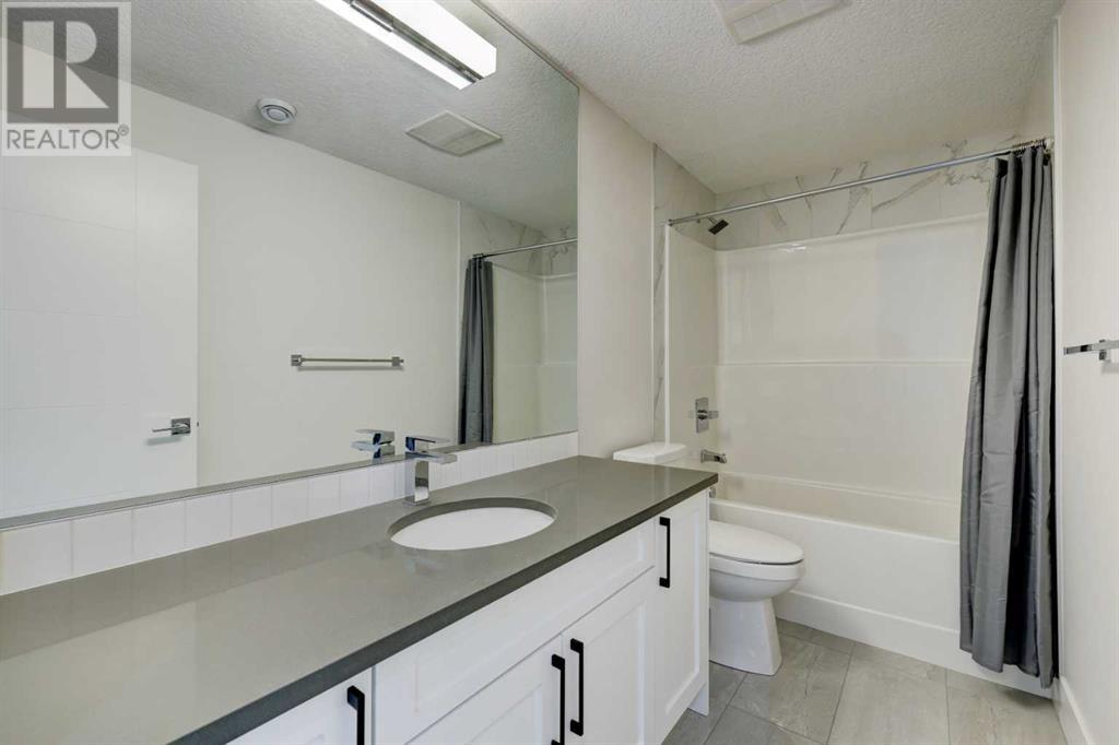 Single Family House for Sale in   Avenue NW Montgomery Calgary 