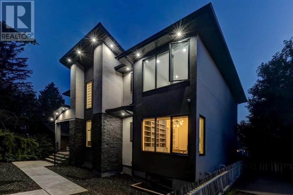 Single Family House for Sale in   Avenue NW Montgomery Calgary 
