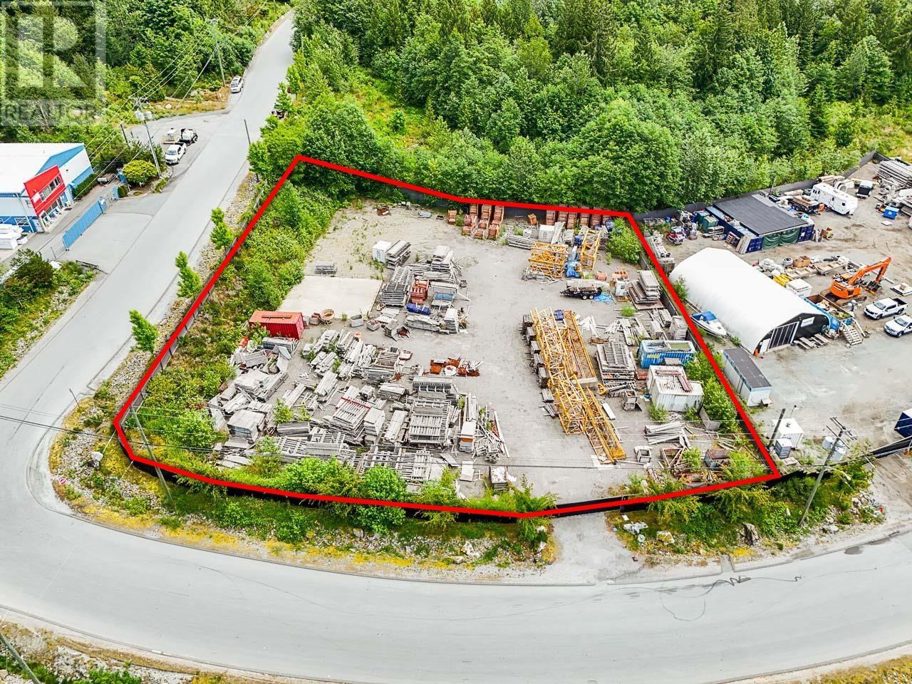 Photo 2 of 13170 Katonien Street, Maple Ridge BC