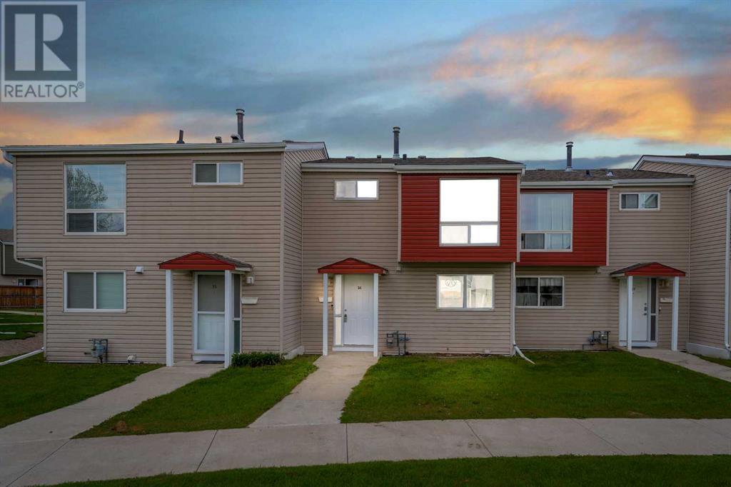 36, 5425 Pensacola Crescent SE, Calgary, Alberta
